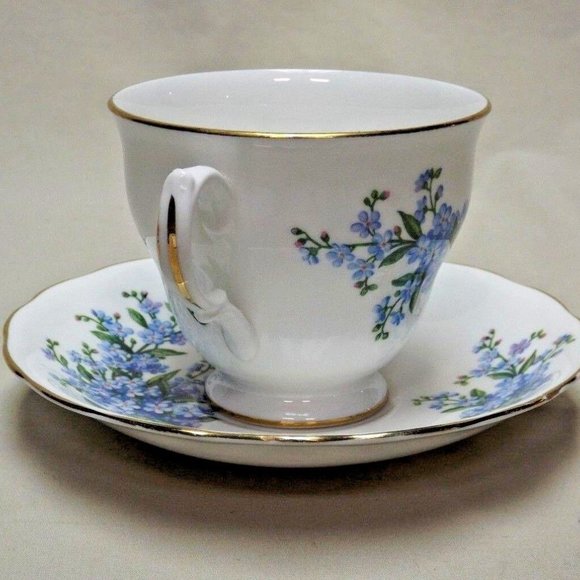 Queen Anne Bone China Forget-Me-Not Footed Tea Cup and Saucer Pattern no. 7527 - Picture 6 of 11
